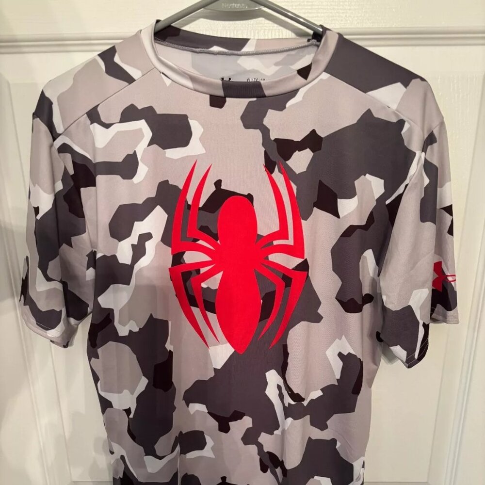 Under Armour Spider Man Camouflage Compression Gray White Red Shirt - Size XL